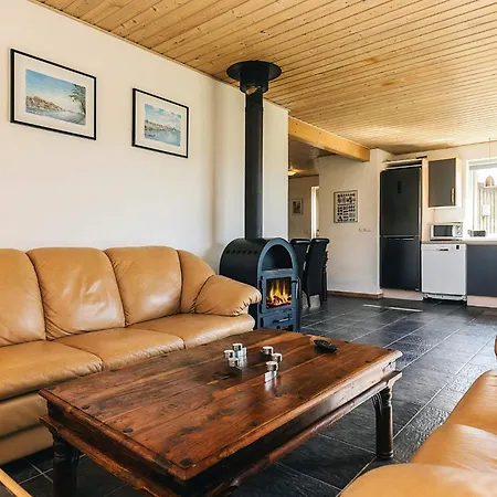 Nyaraló 6 Person In *